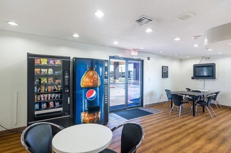 Studio Inn Extended Stay Oklahoma City Airport By Oyo Dış mekan fotoğraf