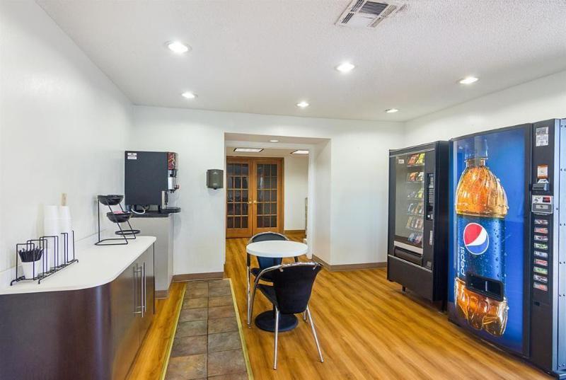 Studio Inn Extended Stay Oklahoma City Airport By Oyo Dış mekan fotoğraf